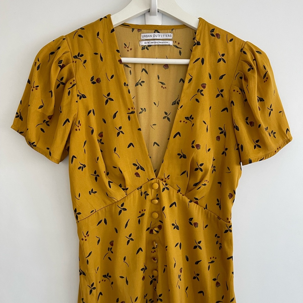 Urban outfitters mustard printed summer dress